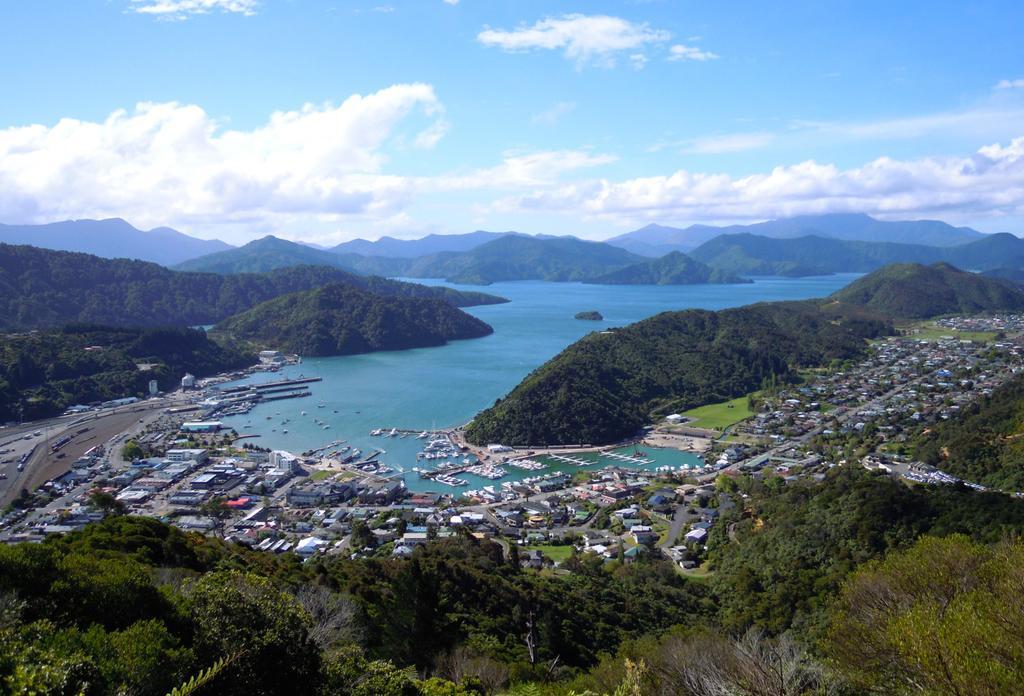 Close To Picton Town Esterno foto